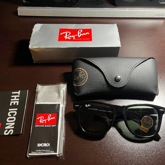 *BRAND NEW* Ray-Ban Original Wayfarer in Polished Black - Picture 1 of 9